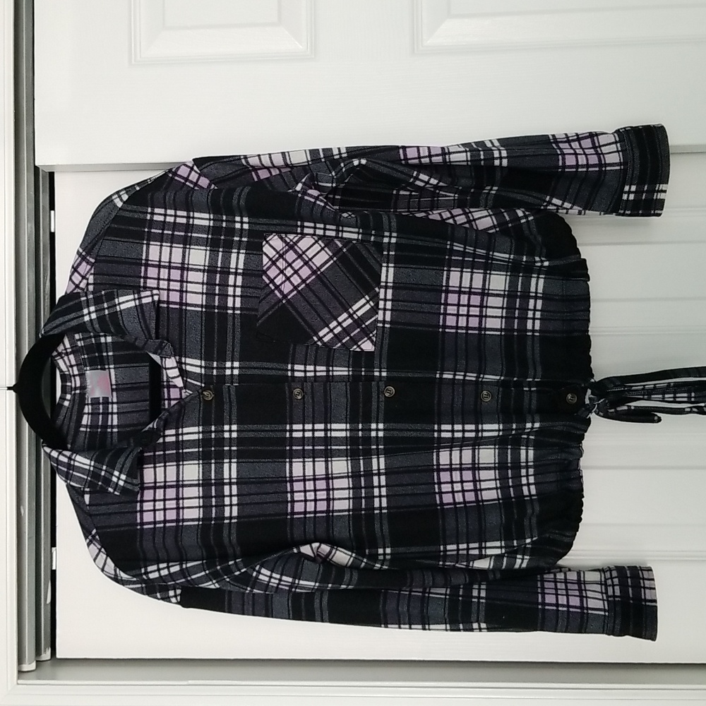 NO BO No Boundaries long sleeve, collared, button front shirt L/G (11-13)